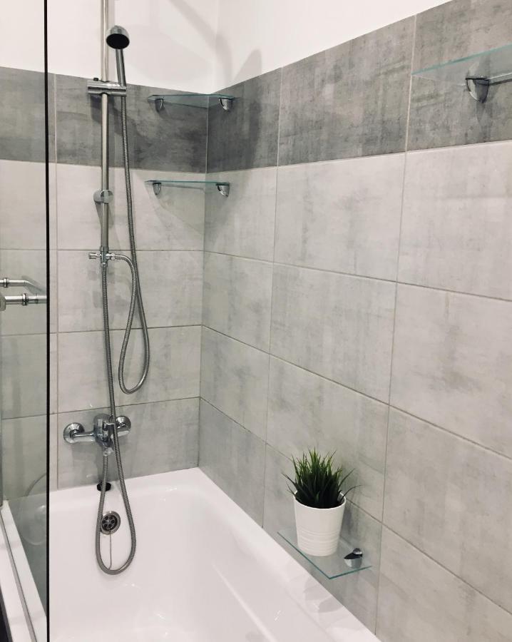 Rebel Apartament Bielsko-Biała Extérieur photo